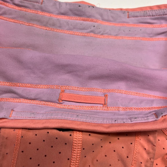 Lululemon Final Lap 2.5” Shorts Pop Orange Women’s Size 6 - Picture 6 of 9